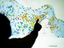 US pauses Hormuz escorts in bid for deal