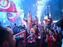 Galatasaray in seventh heaven after Süper Lig title