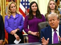 Trump says Mideast truce on life support after rejecting Iran stance