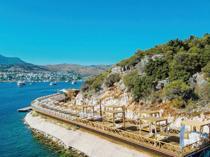 Türkiye expands free public beach network
