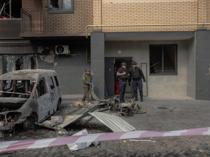 Russia pummels Kiev, killing three and denting peace hopes