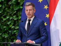 Hungary PM visits Poland, Austria to restore ties