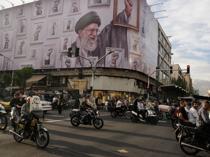 Iran weighs US offer as Trump says peace talks on borderline