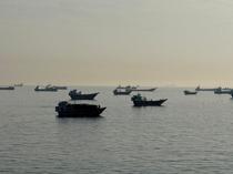 US, Iran inch closer to deal to end war, open Hormuz