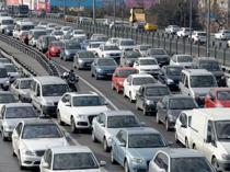 Post-pandemic car surge chokes Istanbul traffic