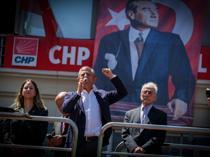 CHP’s Özel, Kılıçdaroğlu stage parallel Eid events in Ankara