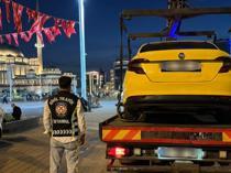 Driver penalized after overcharging US streamer following Travis Scott event