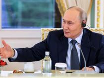 Putin to confront economy at Russian Davos, under threat of Ukrainian drones