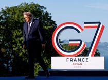 With Zelensky present, G7 seeks to do something on Ukraine