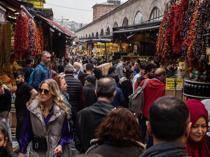 Retail sales in Türkiye surge 11.4 percent year-on-year in April