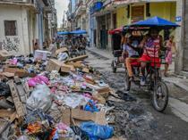 Cubas historic homes teeter on brink as economy collapses