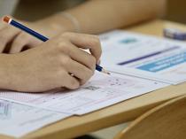 More than 2.4 million students to take nationwide university exam