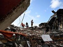 Venezuela quakes kill 1,400 as time running out to find survivors