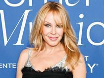 Australian PM apologizes over Minogue remarks