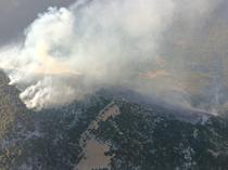 Türkiye fights Kaş fire, extends support to France