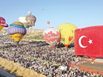 Balloons dazzle Türkiye’s Cappadocia