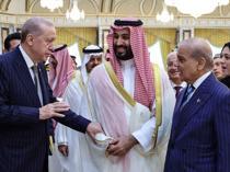 Mecca defense pact targets no country, open to other nations: Erdoğan