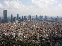 Experts warn against real estate scams on social media