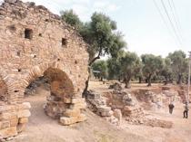 1,600-year-old bathhouse emerges at ancient city of Nysa