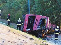 12 killed as Polish bus overturns in Hungary
