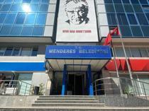 AKP takes İzmir district after opposition split