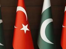 Pakistan to honor 3 Turkish ministers with award