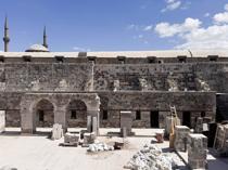 Inn unearthed from soil to reopen