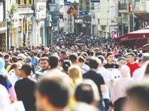 Quarterly unemployment rate falls to 7.9 percent