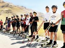 Skiers hit asphalt for winter in Türkiye’s southeast