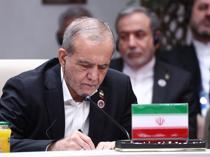 Iranian president offers US olive branch