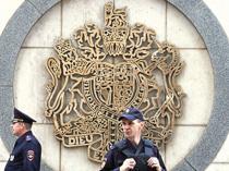 Moscow arrests British embassy security guard
