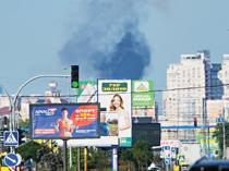 Ukraines economy hobbled by Russian strikes