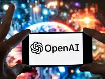 OpenAI halts AI training over rouge agents