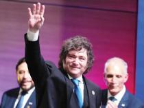 Argentinas Milei to meet with Macron, woo investors
