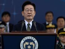 South Korea leader urges Pyongyang dialogue