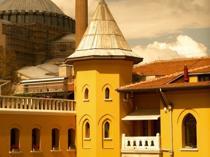 Three decades of luxury in old Istanbul