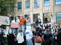 Hundreds of French high schools shut