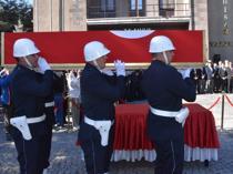 Deputy governor found dead in car