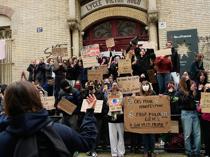 Frances high school students plan fresh protests