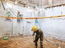 School roof collapse kills teacher, 27 children in Pakistan