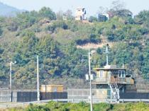 Seoul sees no signs of new North Korean weapons on border