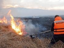 Fires fueled by El Nino leave 12 dead in Peru