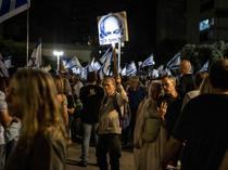 Thousands rally in Tel Aviv against Netanyahu ahead of vote