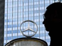 Mercedes cuts profit outlook as China sales fall