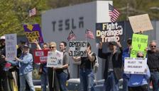 Musk'ın kararları Tesla'yı vurmuştu... Protestolara maruz kalan şirketin yaptığı büyük stratejik hata