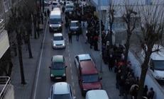 EYTliler kuyruk oluşturdu SGK önünde sıraya girdiler