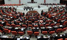 Kamuda sözleşmeliye kadro için verilen yasa teklifi mecliste kabul edildi