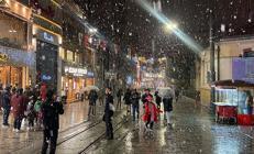 İstanbulda kar yağışı başladı