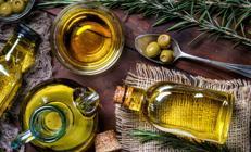 İyi zeytinyağı nasıl seçilir Rengi, kokusu, tadı kalitesini belirler mi | Şişeye dokunduğunuzda ılıksa olduğu yere bırakın