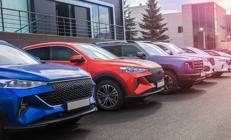 Herkes merak ediyor Otomobil fiyatları yükseldi mi İşte tüm markaların en ucuz otomobilleri